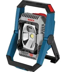 Réduction Projecteur LED GLI 18V-2200 C Professionnal (sans batterie ni chargeur) - BOSCH - 0601446501